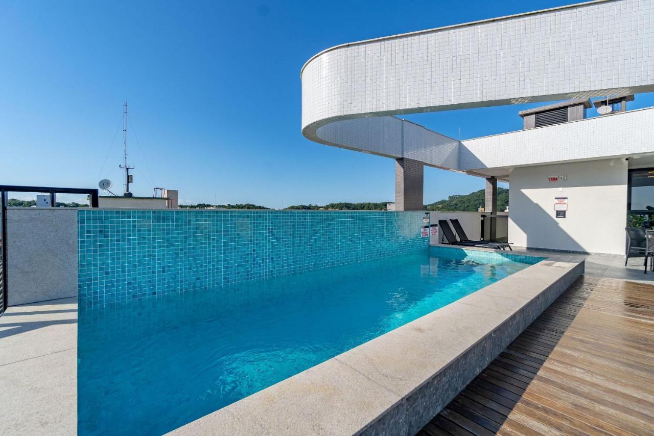Aion Suites 204 - Compacto E Luxuoso Loft - Rooftop Com Piscina E Academia - A Poucos Passos Da Praia Bombinhas Eksteriør bilde